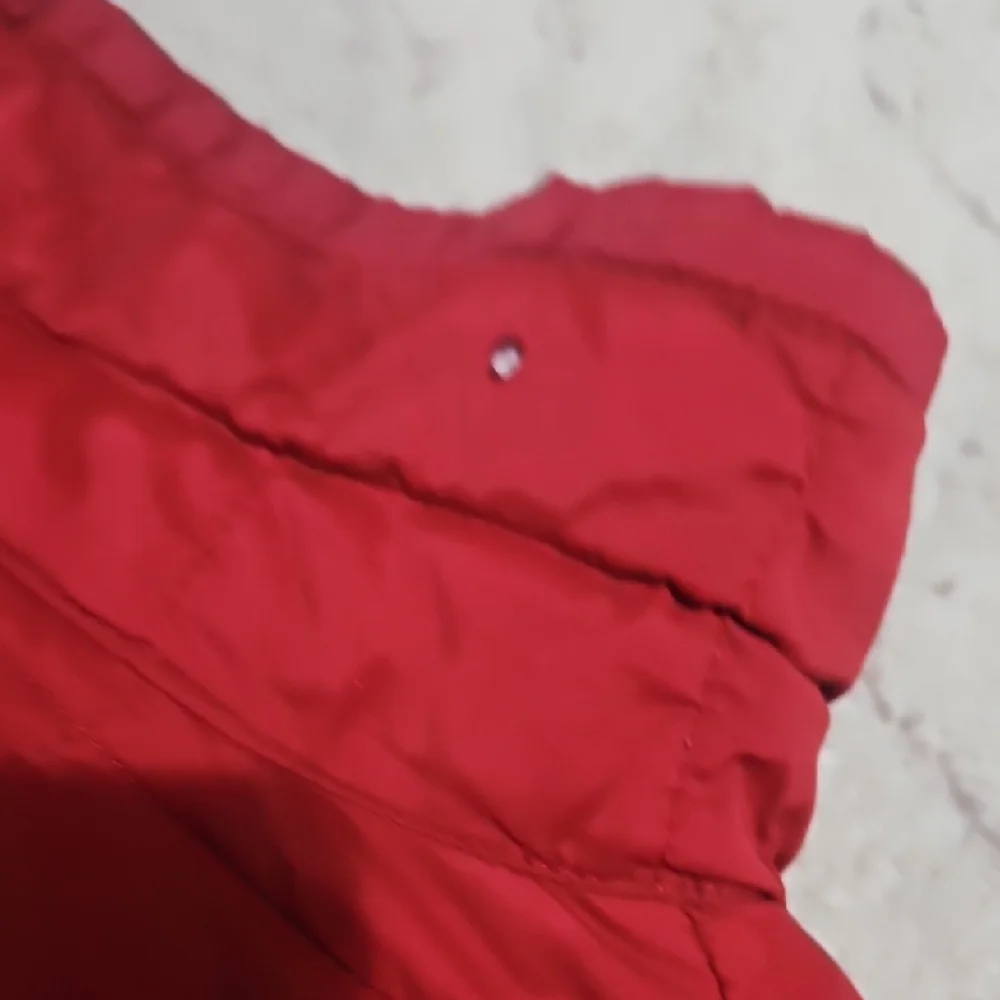 The North Face Women’s Insulated Puffer Jacket Red – Size Missing (See Measureme